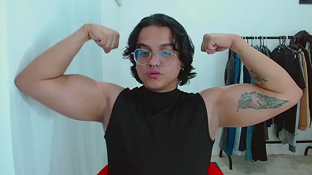 Snapshot of Diane_exotic chatting on June 3, 12:55 am Diane exotic online show from June 3, 12:55 am