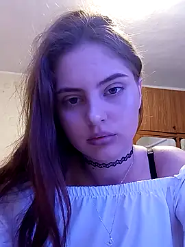 Snapshot of Miss-Venom chatting on May 4, 8:44 pm Miss-Venom online show from May 4, 8:44 pm