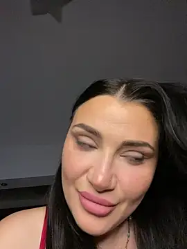AylaSparkk online show from June 9, 7:04 pm