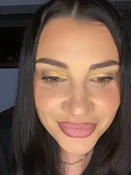 AylaSparkk online show from May 30, 8:03 pm