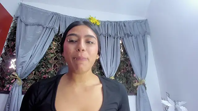 Sofia Browm online show from June 7, 6:57 pm