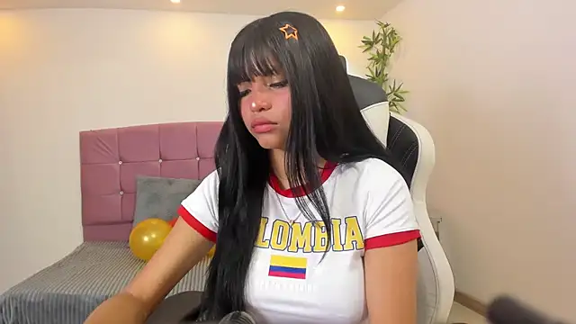 Hinaa XXX online show from June 23, 7:34 pm