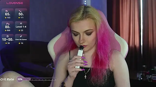 Mercy Noctellee online show from June 21, 4:02 pm