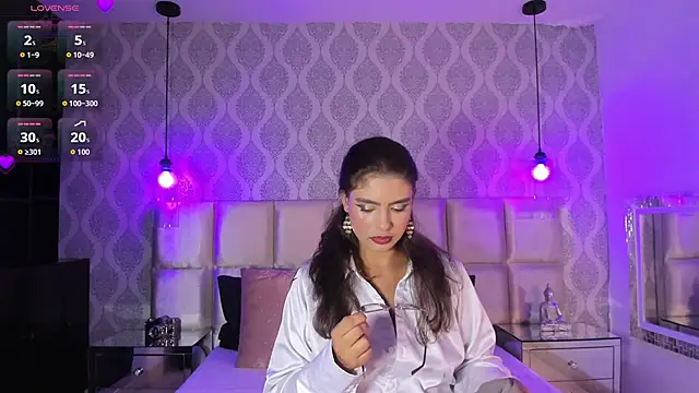 BellaaGrace online show from June 14, 4:14 am