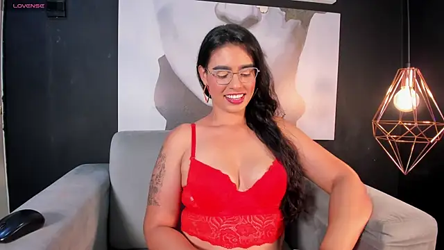 BellaaGrace online show from May 18, 8:13 pm
