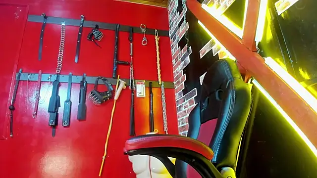 Dominatriz Arlette online show from May 20, 7:11 pm