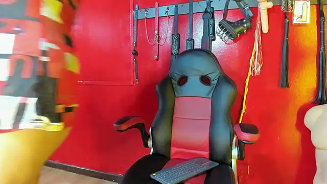 Dominatriz Arlette online show from June 3, 7:18 pm