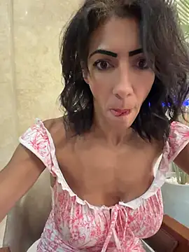 Yasmiinee online show from June 24, 7:22 pm