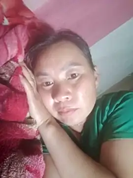 Snapshot of Lella_01 chatting on July 3, 5:36 am Lella 01 online show from July 3, 5:36 am