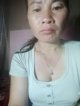 Snapshot of Lella_01 chatting on July 30, 5:12 pm Lella 01 online show from July 30, 5:12 pm