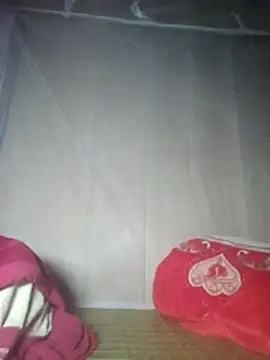 Lella 01 online show from June 1, 11:37 pm