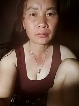 Snapshot of Lella_01 chatting on June 23, 1:20 pm Lella 01 online show from June 23, 1:20 pm