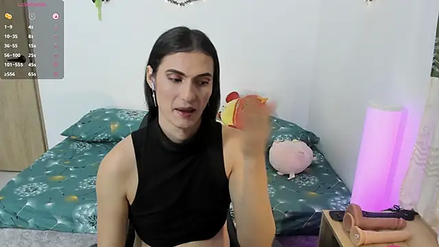  shantallskinny  online show from April 28, 2:27 am