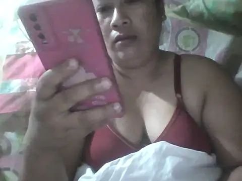 PinayAsh online show from April 27, 7:12 pm