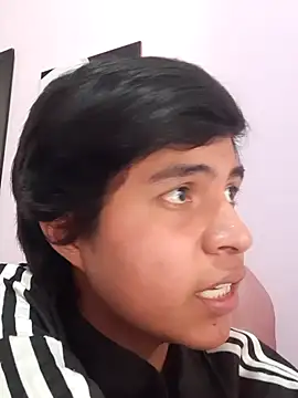 Snapshot of JassonMuller chatting on May 27, 6:37 pm JassonMuller online show from May 27, 6:37 pm