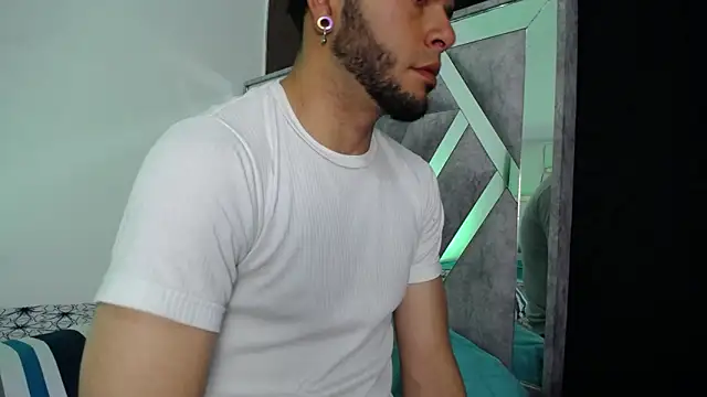 Mr Domination1 online show from April 25, 7:00 am