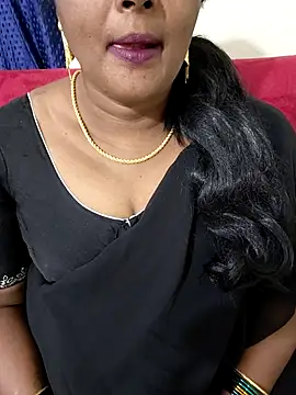 Snapshot of Sunitha-tamilponu chatting on June 2, 7:52 am Sunitha-tamilponu online show from June 2, 7:52 am