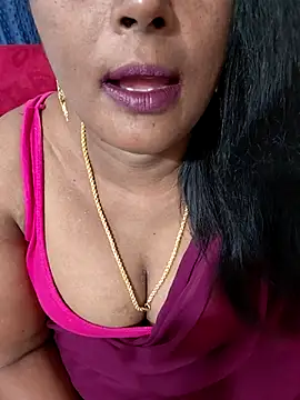 Snapshot of Sunitha-tamilponu chatting on June 3, 1:39 am Sunitha-tamilponu online show from June 3, 1:39 am