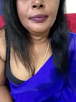 Snapshot of Sunitha-tamilponu chatting on June 4, 4:22 pm Sunitha-tamilponu online show from June 4, 4:22 pm