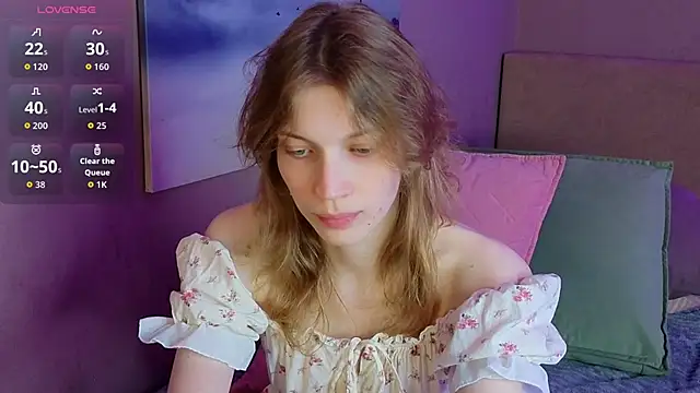 Emily Cartex online show from June 18, 5:50 am