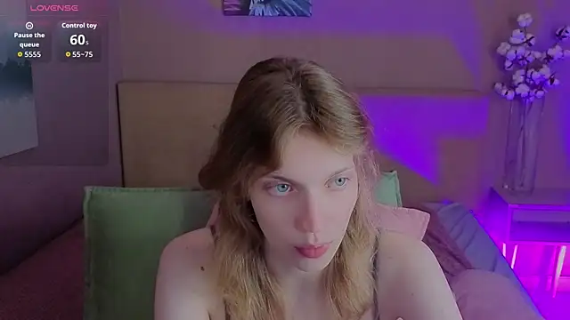 Emily Cartex online show from July 26, 6:20 am