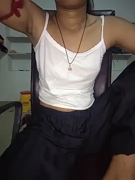 ESHA-LOVE online show from June 10, 10:33 pm