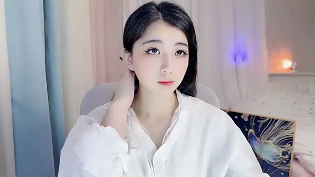 amy-6668 online show from May 17, 2:22 am