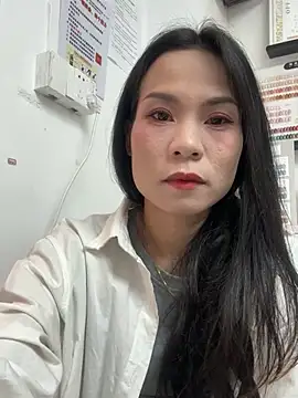 Snapshot of Xiaoyu-aa chatting on May 8, 9:02 am Xiaoyu-aa online show from May 8, 9:02 am