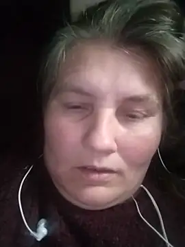 Snapshot of IrisMaris37 chatting on June 2, 8:14 am IrisMaris37 online show from June 2, 8:14 am