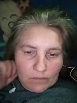 Snapshot of IrisMaris37 chatting on June 17, 1:32 pm IrisMaris37 online show from June 17, 1:32 pm