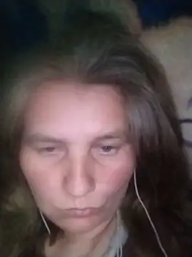 Snapshot of IrisMaris37 chatting on May 21, 10:12 am IrisMaris37 online show from May 21, 10:12 am