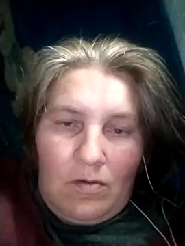Snapshot of IrisMaris37 chatting on June 14, 9:10 am IrisMaris37 online show from June 14, 9:10 am