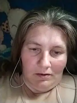 Snapshot of IrisMaris37 chatting on May 24, 9:09 am IrisMaris37 online show from May 24, 9:09 am