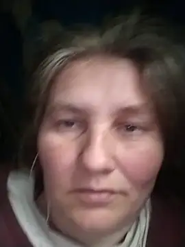 Snapshot of IrisMaris37 chatting on May 26, 6:44 am IrisMaris37 online show from May 26, 6:44 am