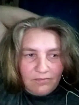 Snapshot of IrisMaris37 chatting on June 10, 9:21 am IrisMaris37 online show from June 10, 9:21 am