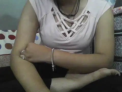 Brown Kudiii online show from May 10, 4:42 pm