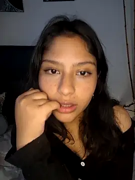 Snapshot of vaioletpoet chatting on June 18, 5:40 pm vaioletpoet online show from June 18, 5:40 pm