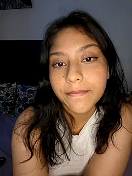 Snapshot of vaioletpoet chatting on July 8, 7:47 pm vaioletpoet online show from July 8, 7:47 pm