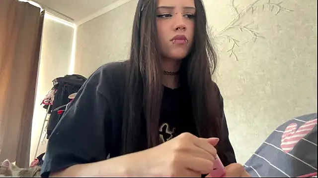 LouisePavlides online show from May 21, 12:13 pm