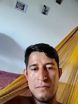 Snapshot of chicolargo17 chatting on May 4, 2:42 pm chicolargo17 online show from May 4, 2:42 pm
