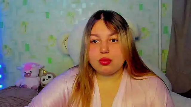 LillyHaigh online show from June 1, 8:19 pm