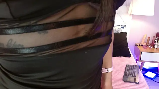 Julietta 33 online show from May 6, 3:54 am