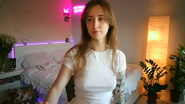she tora69 online show from May 15, 3:43 pm