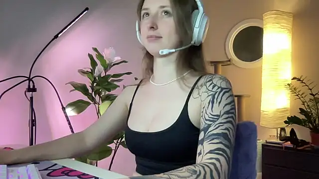 she tora69 online show from July 12, 2:12 am