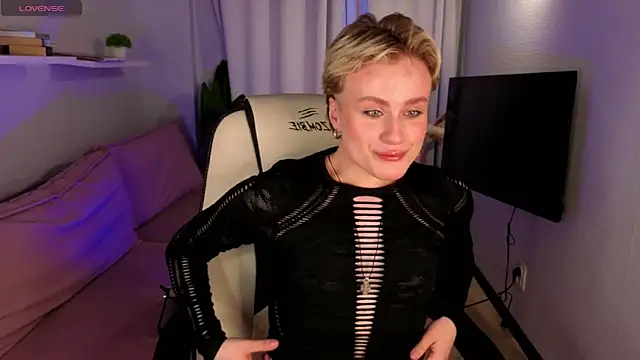 cumboydoll online show from May 5, 1:58 pm