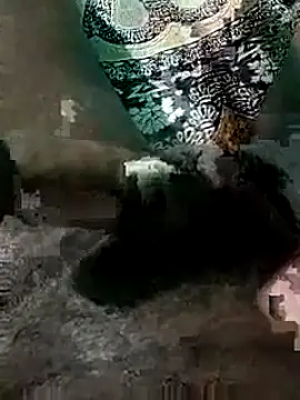 Peterhadly online show from July 7, 6:44 pm
