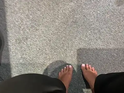mysteriousshorty online show from June 2, 12:05 pm