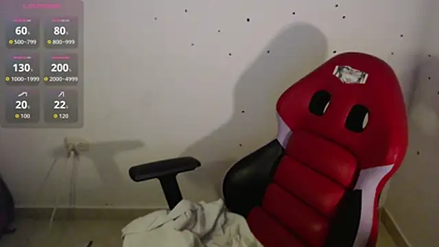 Lily     online show from June 17, 7:13 pm