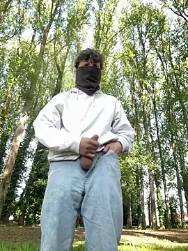 leooooooo88888 online show from April 27, 8:56 am