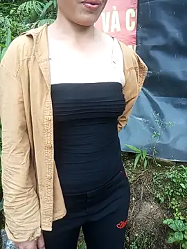 anhphi01 online show from April 26, 8:22 am